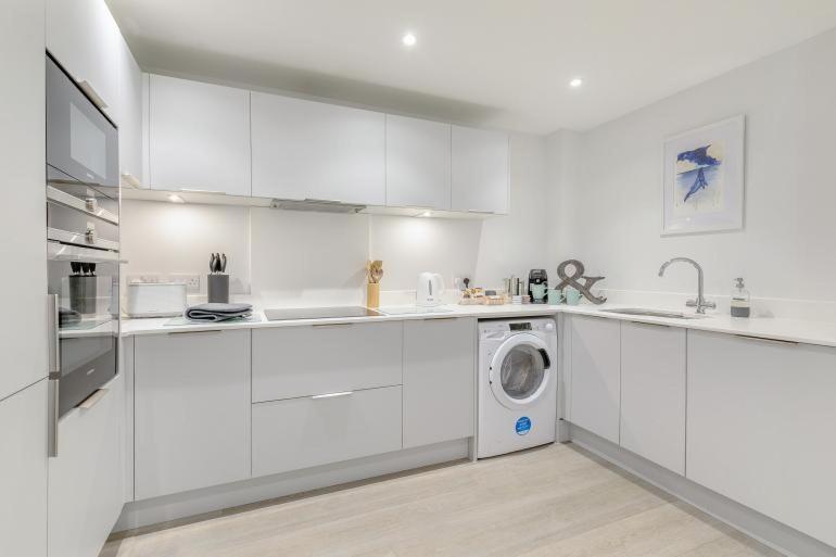 Apartment 2 Rockham - Luxury At Byron Woolacombe, Only 4 Minute Walk To Beach! *